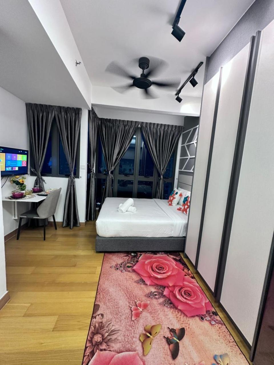 The Luxe Infinitum At Kl *