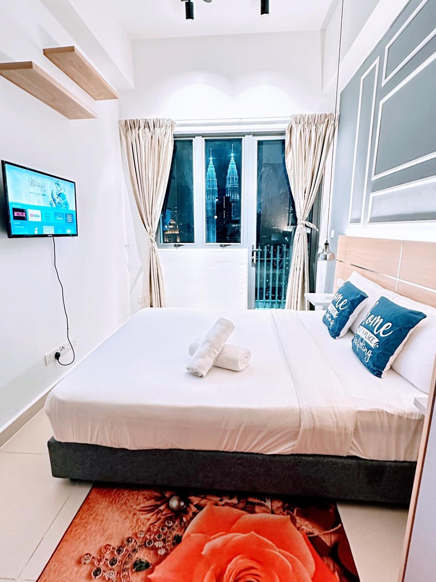 The Luxe Infinitum At Kl Homestay